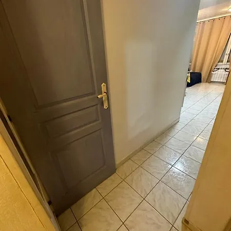 Apartament A La Semaine Ou Au Jour / Location Meuble 30m²