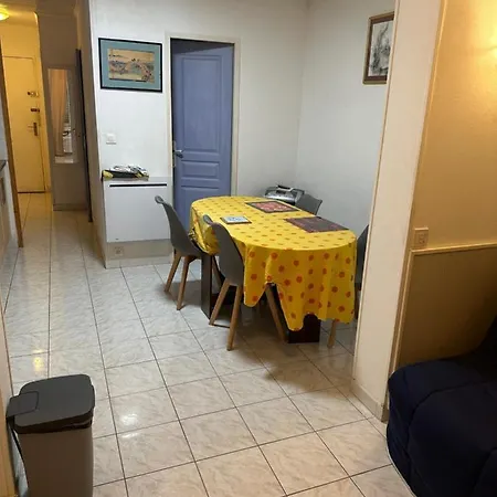 Appartement A La Semaine Ou Au Jour / Location Meuble 30m² *