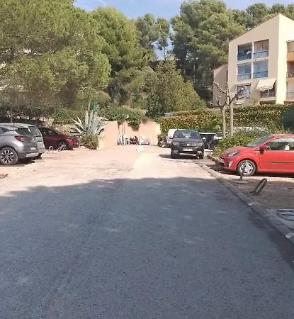 A La Semaine Ou Au Jour / Location Meuble 30m² *