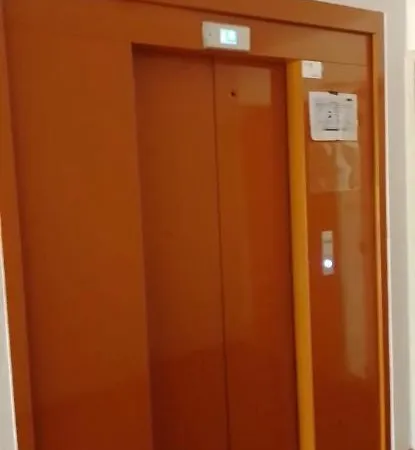 A La Semaine Ou Au Jour / Location Meuble 30m² Apartament La Ciotat