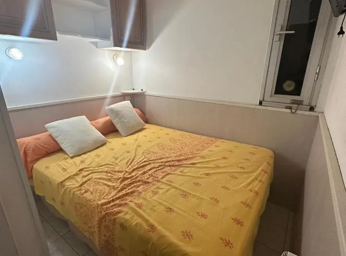 A La Semaine Ou Au Jour / Location Meuble 30m² Appartement *