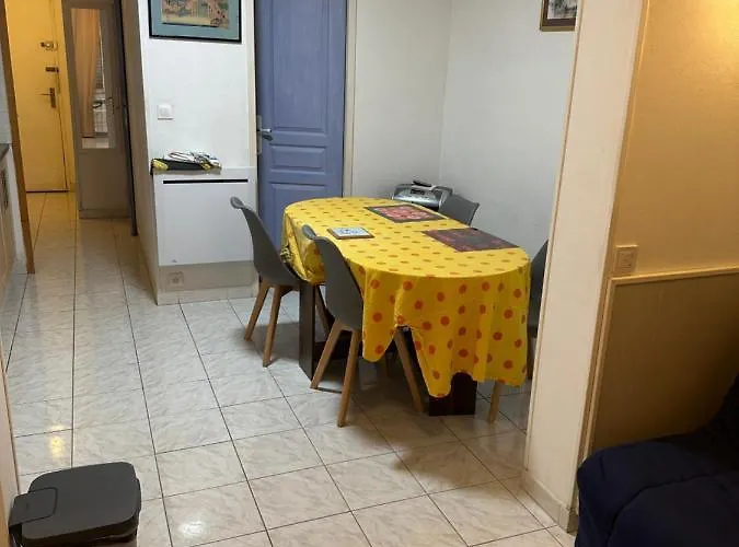 Appartement A La Semaine Ou Au Jour / Location Meuble 30m² *